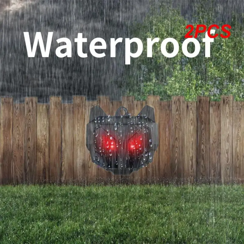 

2PCS Cat Dog Repellant Flashes Automatically At Night Imitating Animal Natural Enemies Eyes Solar Waterproof Cat Dog