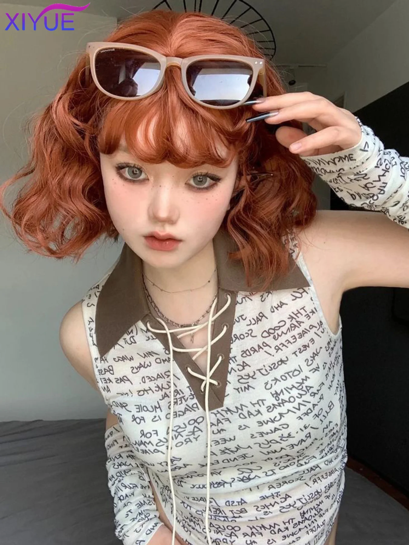 Short Copper Ginger Synthetic Natural Wavy Wigs Hair Orange Halloween Bob Wig with Bangs Heat Resistant for Women Cosplay Wig