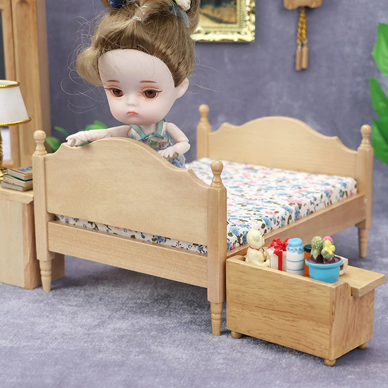 Puppenhaus Schlafzimmer Bett Weiß - Miniaturmöbel 1:12 Aus Holz Mit Blumenmuster