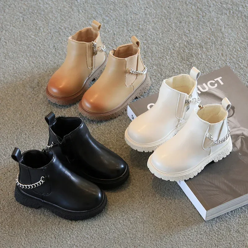 Botas 2023 Ragazze Stivali Nuovo Autunno Inverno Ragazzi Stivaletti Stile Britannico Bambini Catena Scarpe Zip Trendy Bambino Stivaletti Botines