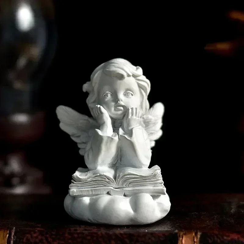 Resin Girl Wings Europe Angel Figurines Peaceful Prayer Sculpture Desktop Ornaments Retro Praying Angels for Living Room Cabinet