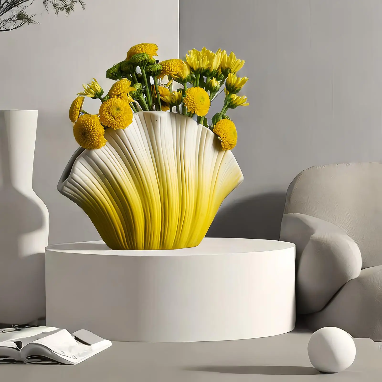 Vase ceramic flower arrangement, high-end and creative cross-border vintage style, high aesthetic value, shell ceramic vase deco 4
