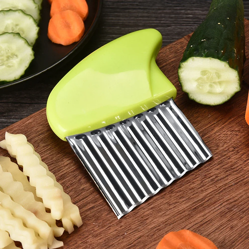 1pcs Potato Cutter Chip Slicer Dough Vegetable Fruit Crinkle Wavy Slicer Knife Kitchen Accessories Chopper French Fry Maker Tool