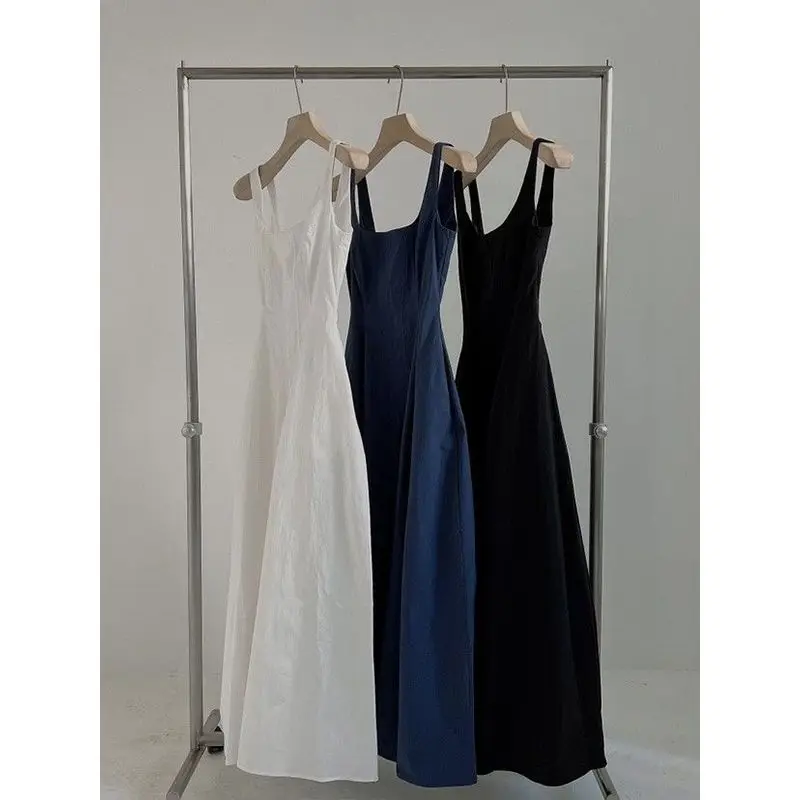 Robes longues à bretelles | Style épuré et estival élégant