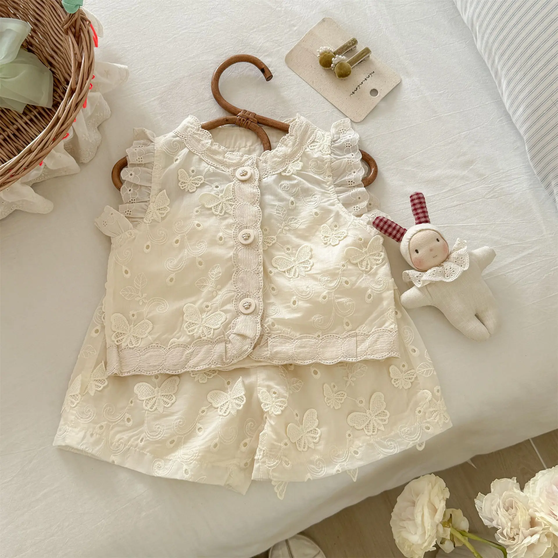 S151952e320b547c8a2baf2a5248f80e7V.jpg