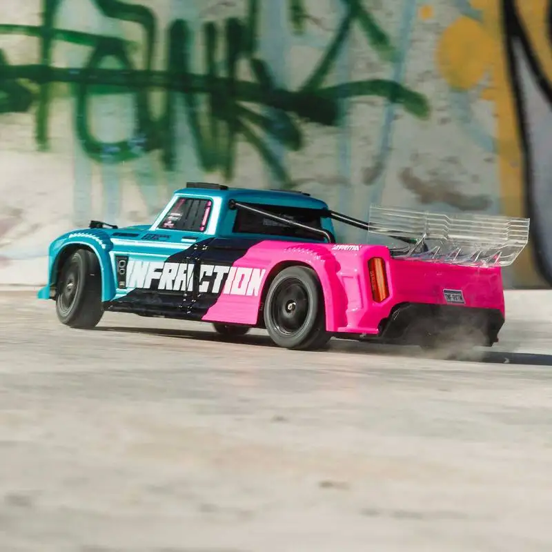 ARRMA 1:8 INFRACTION V4 4WD 브러시리스 2-3S DSC 기술 스트리트 플랫 스포츠카 104KM+ 고속 드리프트 카 RTR