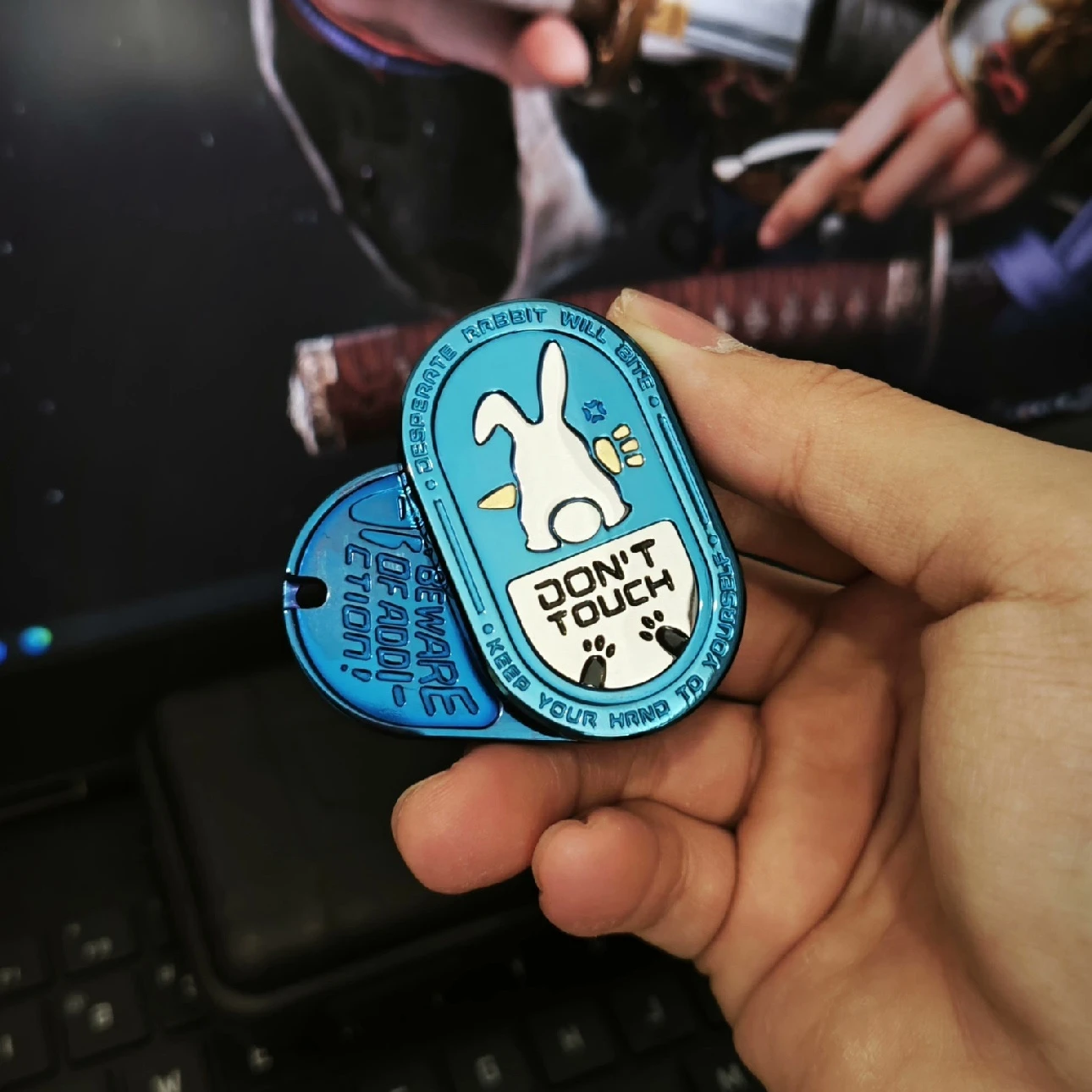 Fidget spinner edc coelho rabugento em aço inoxidável slider_voghion.com