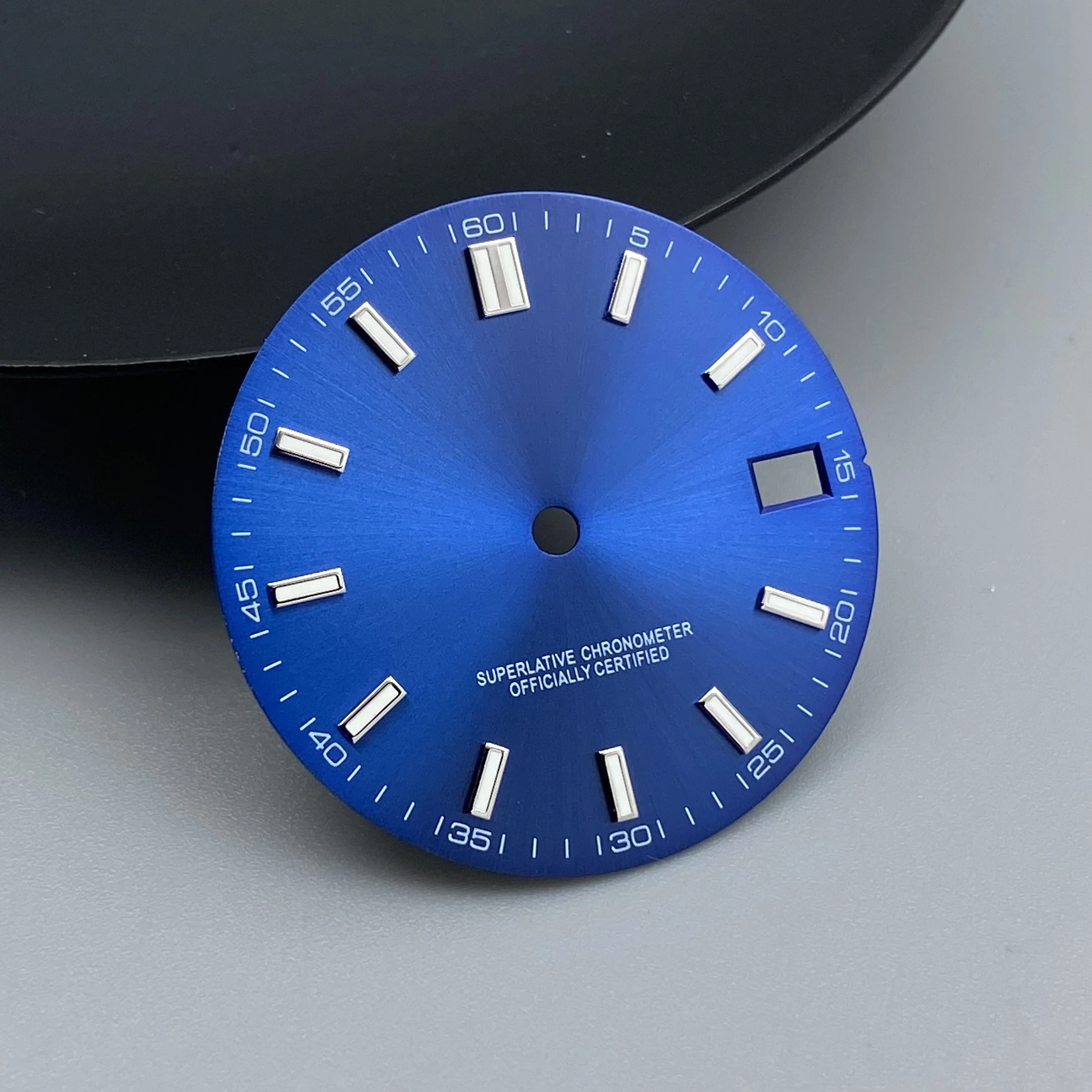 Green Luminous Date Dial for Automatic Watch Movements