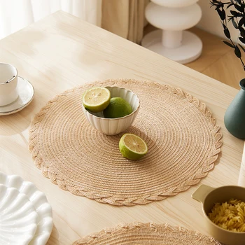 Round Woven Placemat Set 1