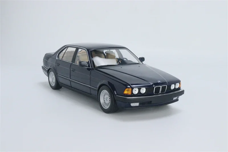 MINICHAMPS 1:18 730i (E32) 1986 Full Open Blue /White CAR - AliExpress