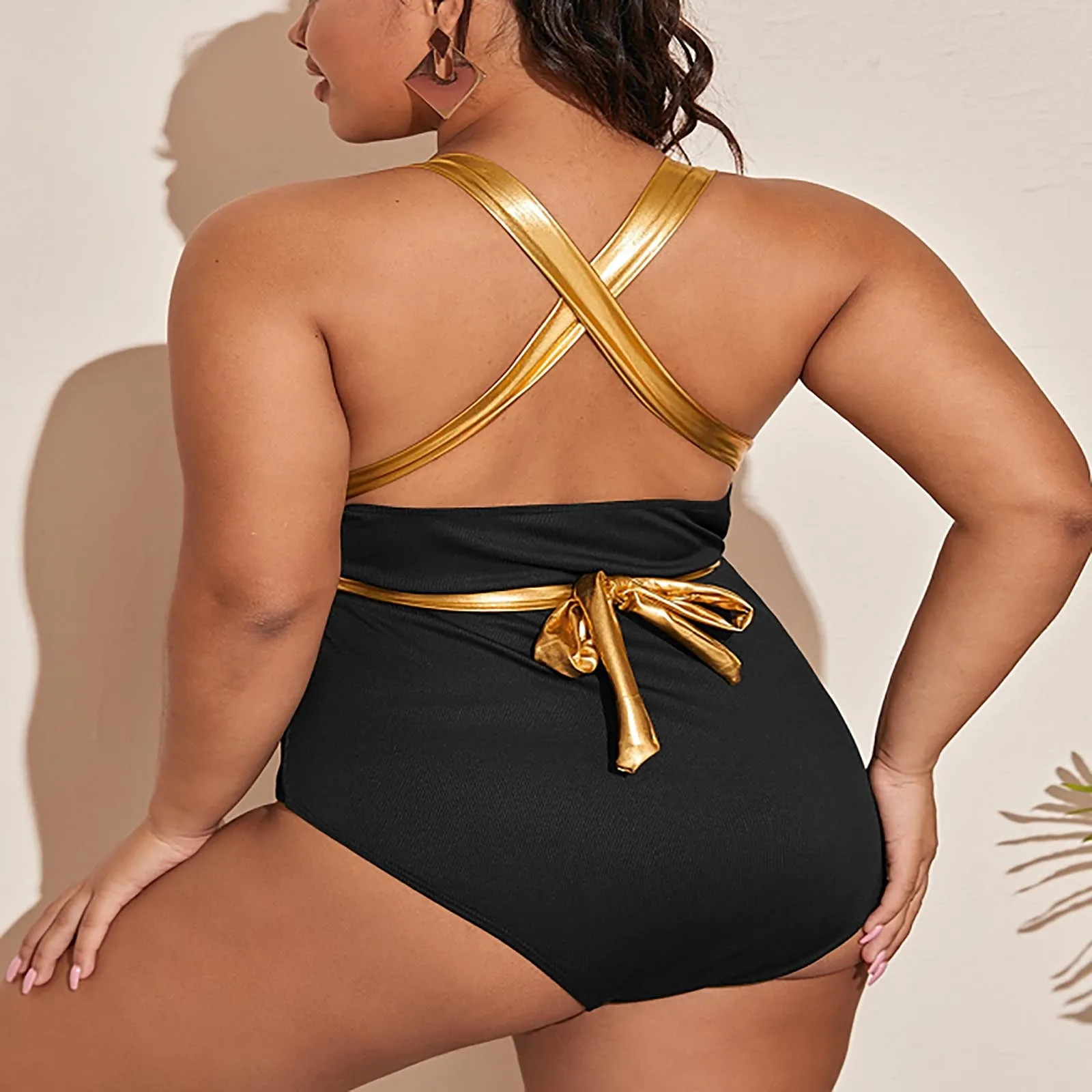 Рисунок 4 - Женские купальники больших размеров