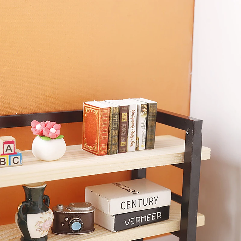 

6Pcs 1:12 Dollhouse Miniature Book Comic Book Mini Furniture Books Model Kids Pretend Play Toys DIY Doll House Decor Accessories