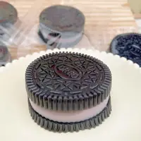 Super Soft Oreo Decompression Toy Biscuit Shape Squishes Toy Pinching Sandwich Simulation Ultra-Soft Decompression Venting Toy 1