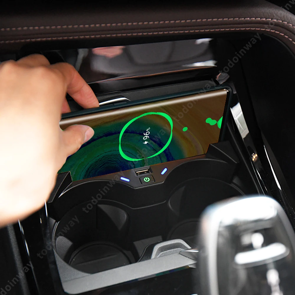 

Car Accessories Interior Wireless Car Charger Fast Phone Charger for BMW X1 F48 F49 X2 F39 2016-2021 USB Charging Plate Holder