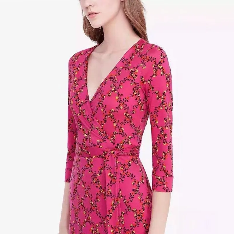 

2024 Summer Half Skirt V-neck Red Print Slim Fit and Elegant Short Dress