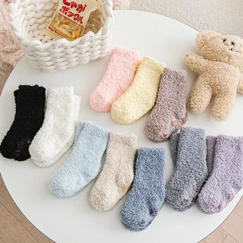 Children's socks Winter socks thick and cold Super hot children's snow socks for students Christmas gifts for children Non-slip coral fleece socks 0-5 years 1