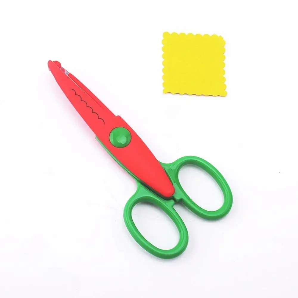 1/6PCS DIY 컬러 레이스 가위 편안한 손잡이 물결무늬 종이 커팅 가위 작은 둥근 머리 문구용 종이 커터