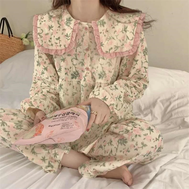 Fashion style pajamas women with good looks new doll collar sweet long-sleeved trousers floral spring autumn home wear set chic