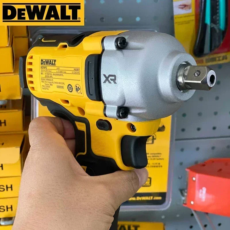 Dewalt Drill DeWalt DCF892B 20V MAX XR 1/2