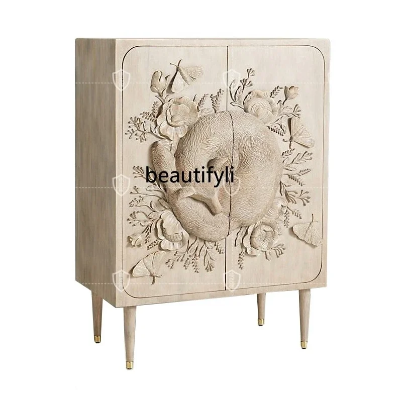 

Шкаф для прихожей в средневековом стиле с ручной резьбой