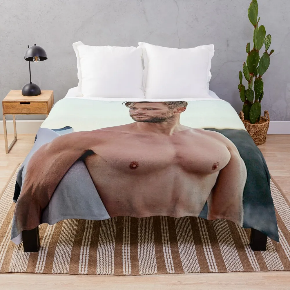 

Chris Hemsworth Throw Blanket Decorative Beds Sofa warm for winter Blankets