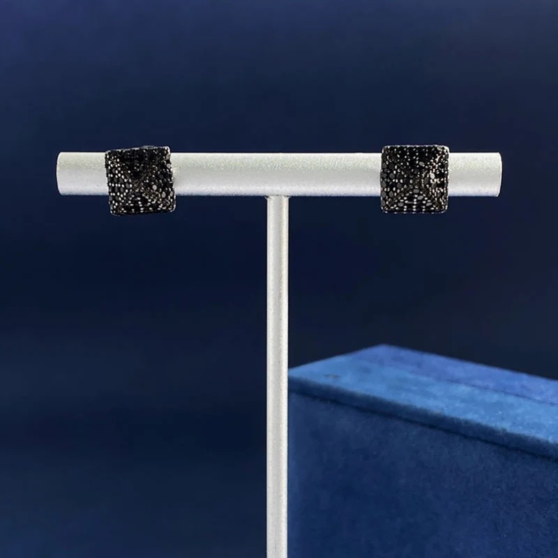 Donia Jewelry Fashion New Titanium Steel Micro-Inlaid AAA Zircon Rivet Earrings Luxury Retro Accessories.