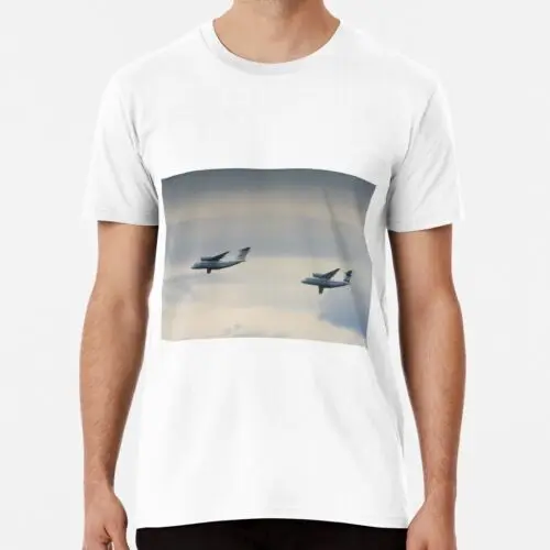 

Футболка премиум класса для военного транспорта самолета AN-72 в полете