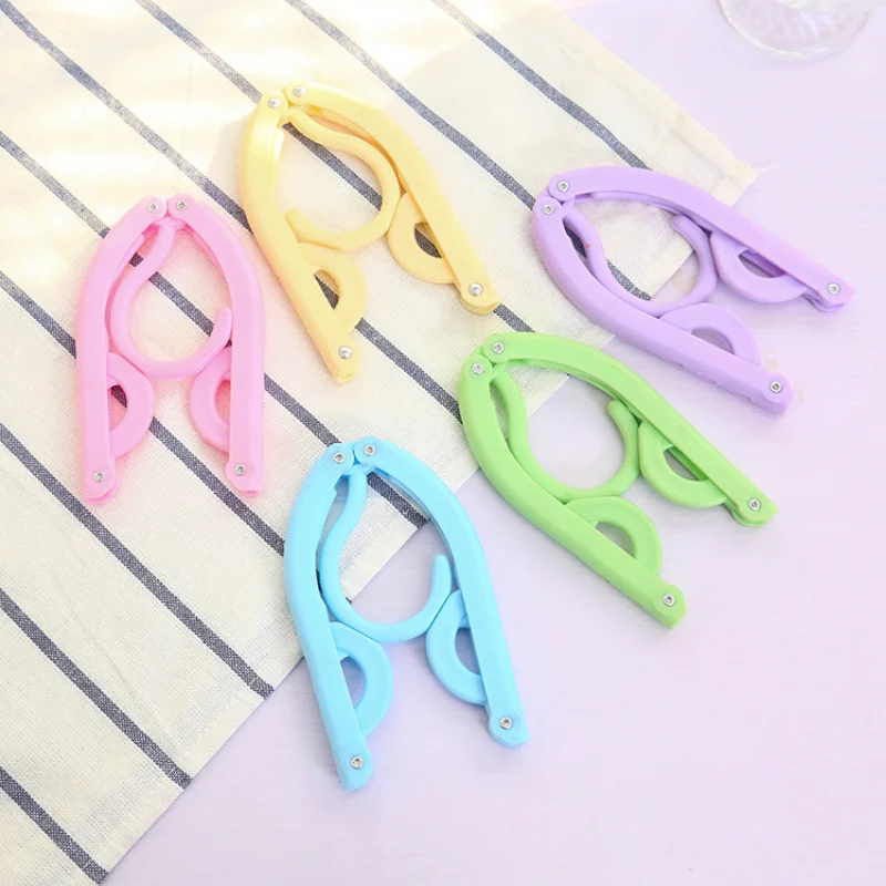 T Travel Portable Folding Clothes Hanger Household To Go Plastic Non-slip Outdoor Clotheshorse Suitable for Business Travel 3