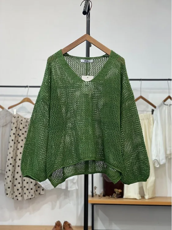 Spring 2025 Sweet V-Ne Hollow out Knitted Sweater Women's Breathable Loose Versatile Knitwear Casual Commute Sle Long Sve