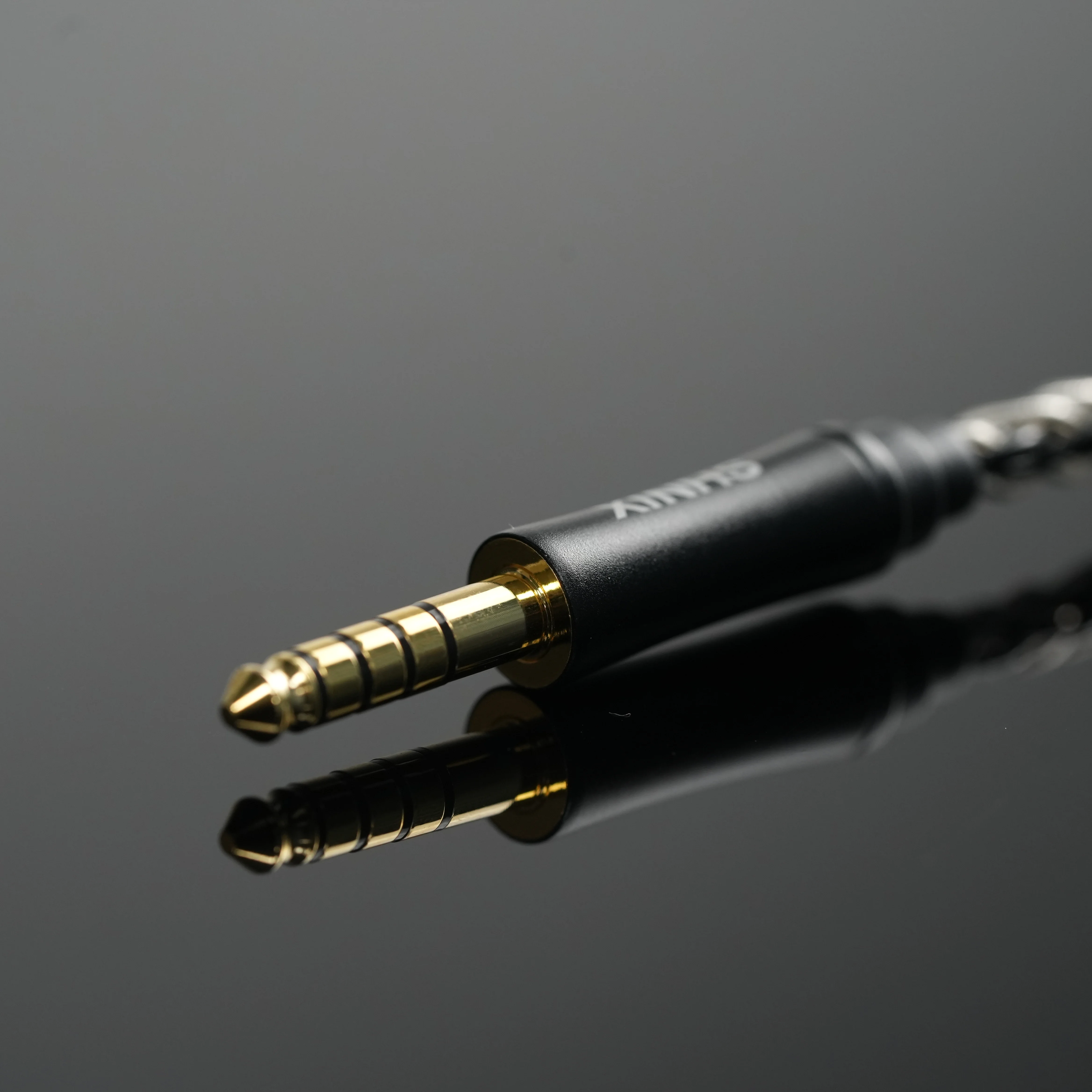 XINHS 048 Headphone upgrade cable 2-pin QDC MMCX for OpenAudio