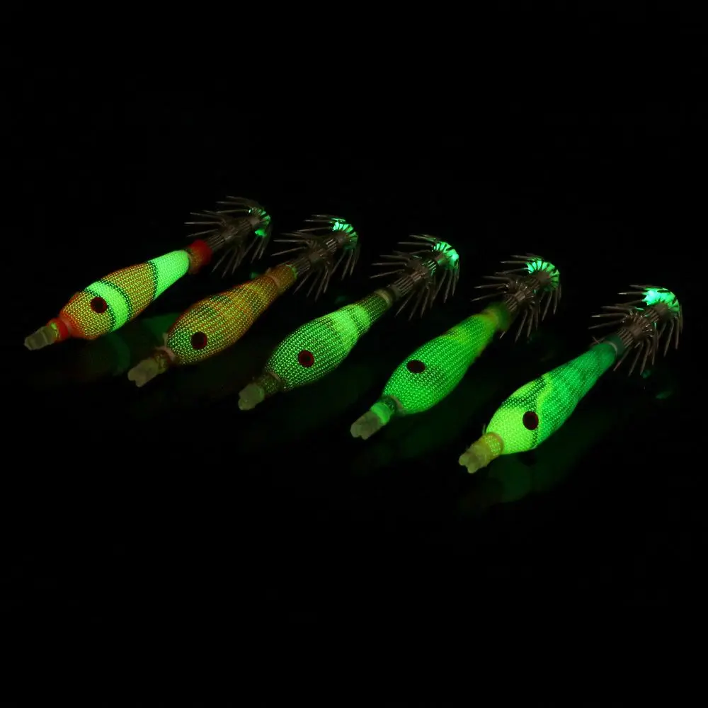 Description Picture 4 of item5Pcs/Pack 3.3g 60mm Artificial Squid Baits Soft Squid Hooks Lure Jig Micro Floating Fishhooks