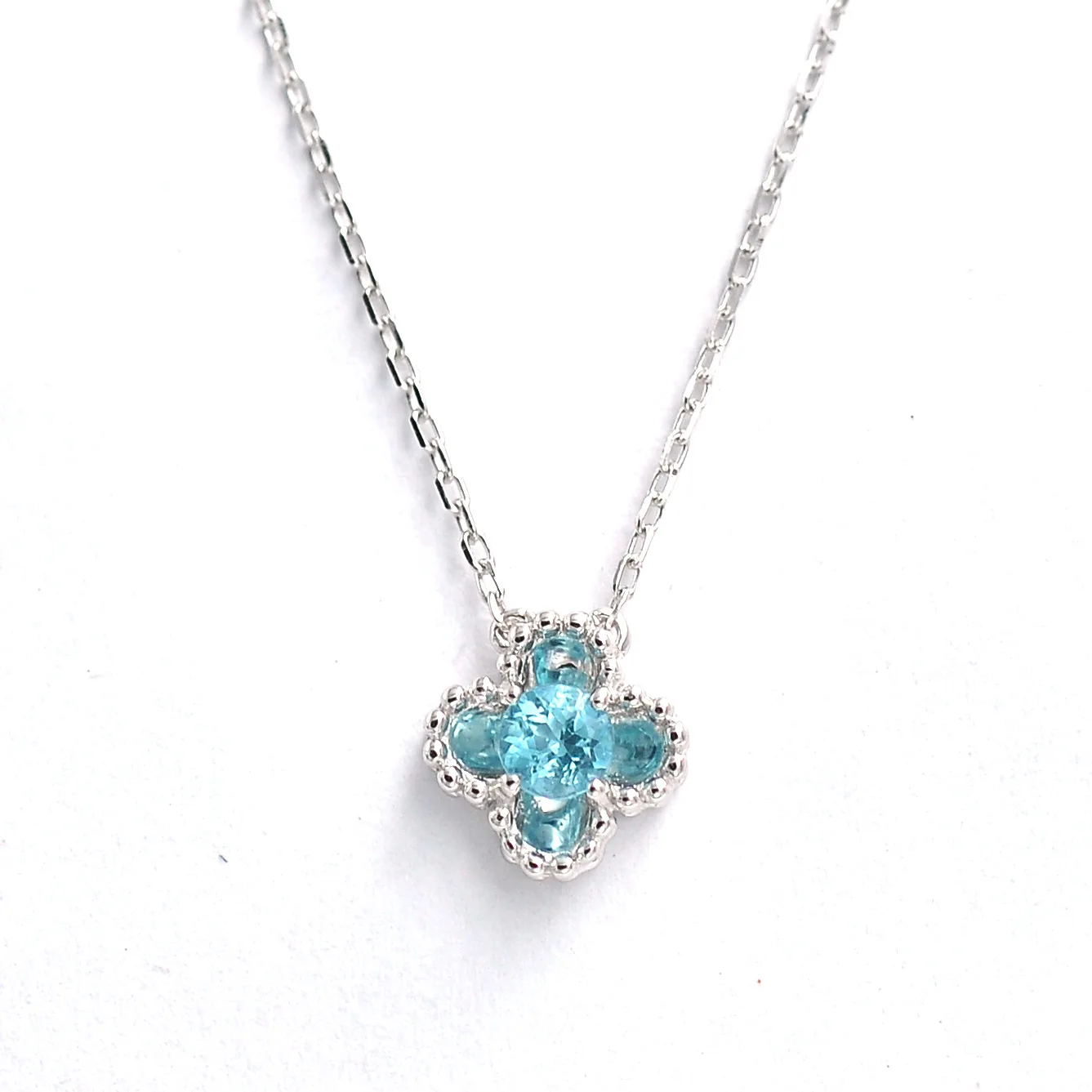 

Luxury Platinum Natural Apatite Lucky Four Leaf Chain Necklace 925 Sterling Silver Blue Gemstone CZ Clover Pendant Fine Jewelry