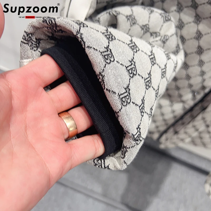 Supzoom Top Fashion Loose Winter Large Embroidery Letters Patchwork Warm Plaid Padded Coat Casual Down Jacket