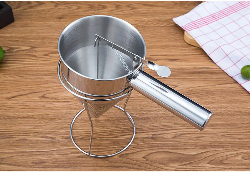 Stainless Steel Donut Cupcake Batter Dispenser Funnel Pancake Maker Helper  Rack - متجر اختياري