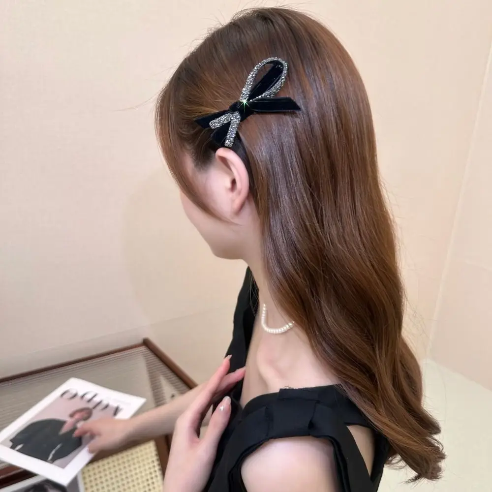 Korean Style Velvet Bow Hairpin Black Top Barrette Rhinestone Duck Bill Clip Headwear Hair Accessories Bangs Side Clip Children