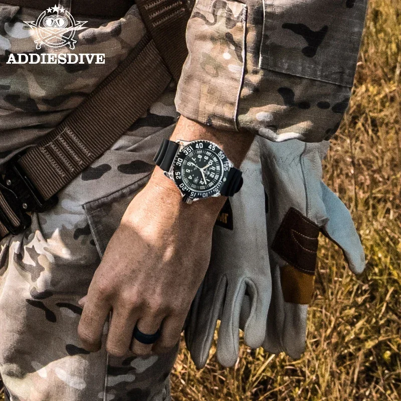 ADDIESDIVE Men's Luminous Waterproof Nylon Strap Watch