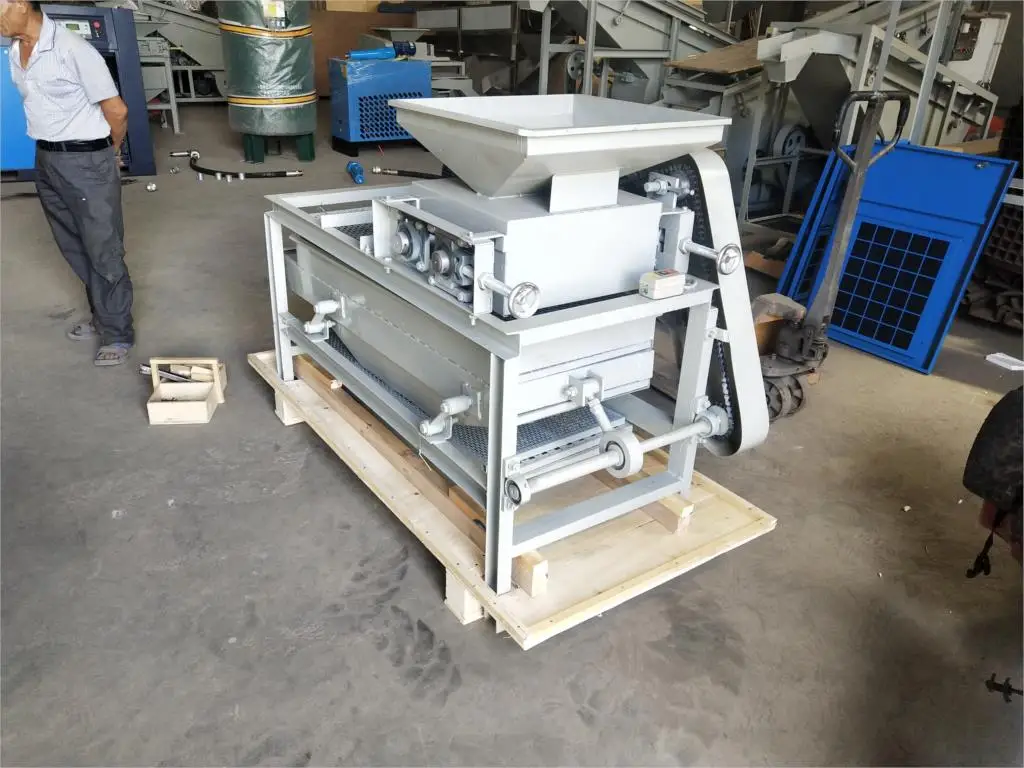 Commercial Nut Sheller Hazelnut Walnut Almond Shelling Machine Automatic Cashew Breaker Cracking Peeling Machine