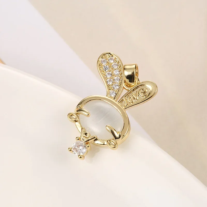 TKJ Fashion Cute Cat Eye Rabbit Pendant Necklace Women's Party Jewelry Exquisite Valentine's Day Gift