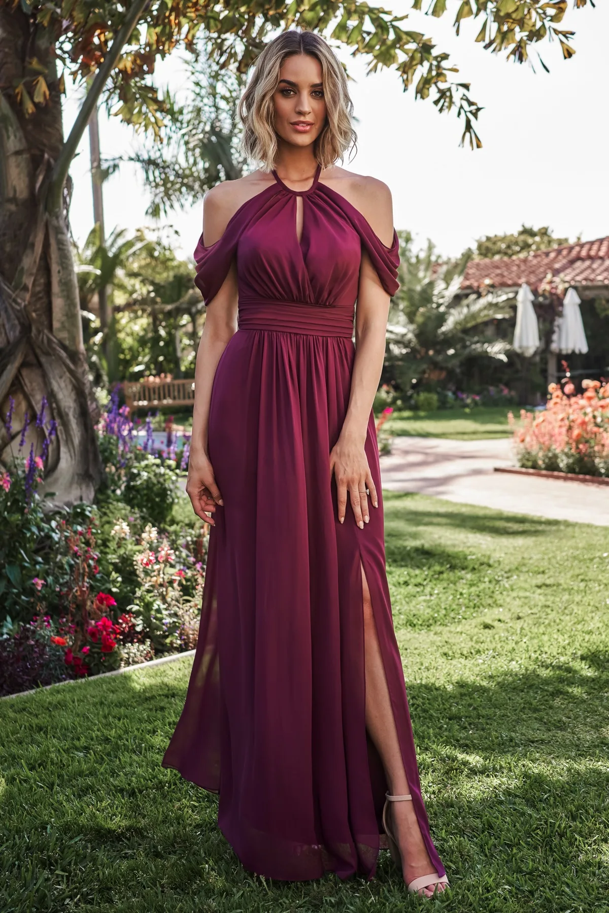 

Elegant A Line Bridesmaid Dresses Halter Off Shoulder Wedding Guest Dress for Women Ruched Side Split Chiffon Prom Gowns