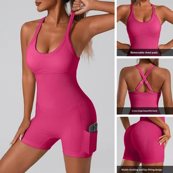 Soutien-gorge de sport intégré, body de yoga à dos croisé, justaucorps de sport sexy à dos nageur avec short et rembourrage pour femmes