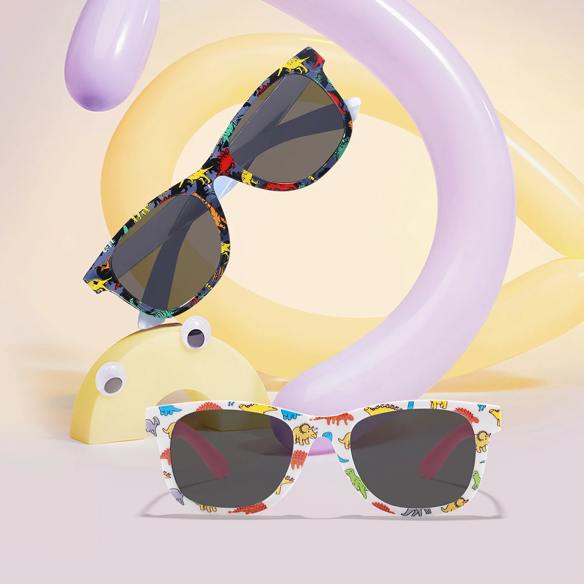 1 PC Boys Girls Cartoon Dinosaur Print Square Trendy Fashion Sunglasses for Holiday Outing and Holiday Gifts Kids Sunglasses Children Sunglasses