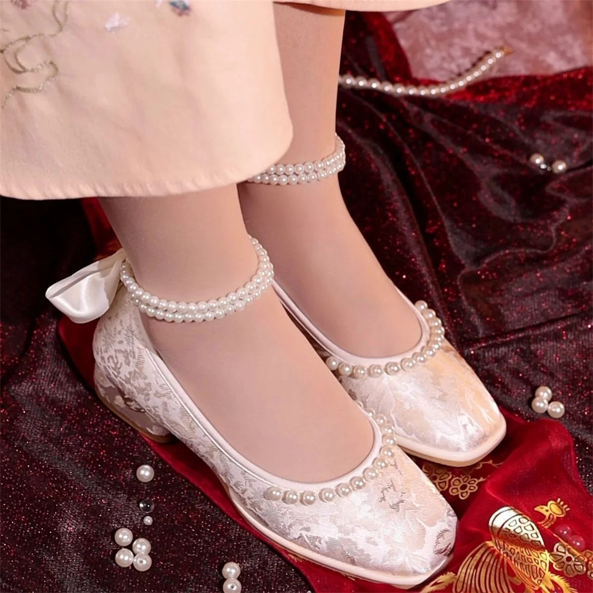 

Chinese Vintage Style Cosplay Cheongsam Girls Shoes Elegant Flower Pearls Lace Ruffle Ribbon Bowknot Square Head 2.5cm Shoes
