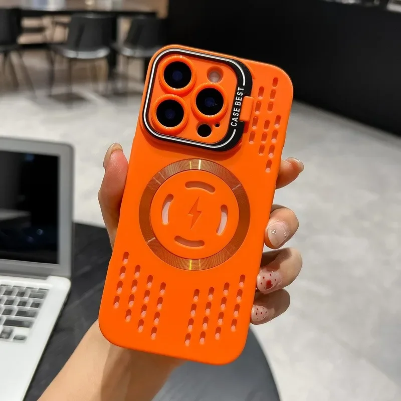 Magnetic Cooling Heat Dissipation Phone Case with Breathable Soft Back Cover