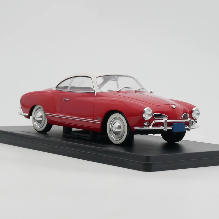 

Классический автомобиль IXO 1:24 Karmann, модель автомобиля из сплава, литые игрушки, коллекционные украшения