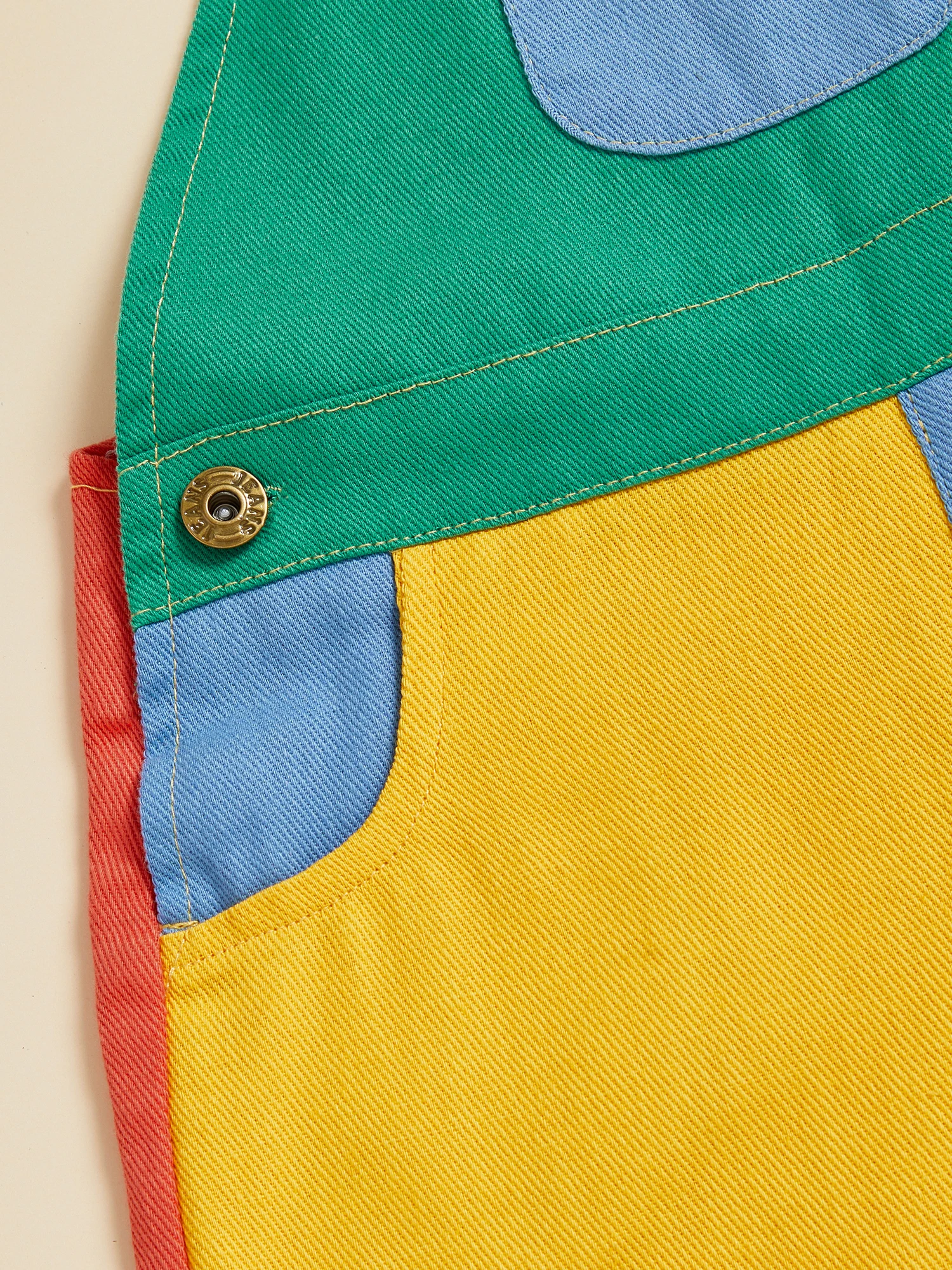 FOCUSNORM 1–6 Jahre Kleinkind Kinder Mädchen Jungen Denim Overalls Hosen Kontrastfarbe ärmellos quadratischer Ausschnitt Ganzkörper-Strampler – Detail 6