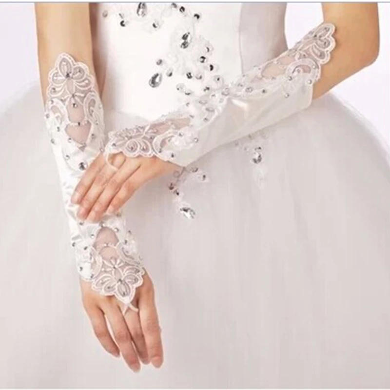 

Fashion Women Lace Bridal Gloves White Pearls Satin Fingerless Embroidered Female Gloves For Party Wedding Accessories