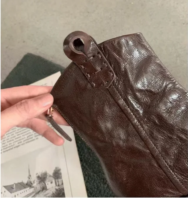 2024 autumn and winter new pointed V-neck western cowboy thick heel Martin women's short boots, slim boots_voghion.com