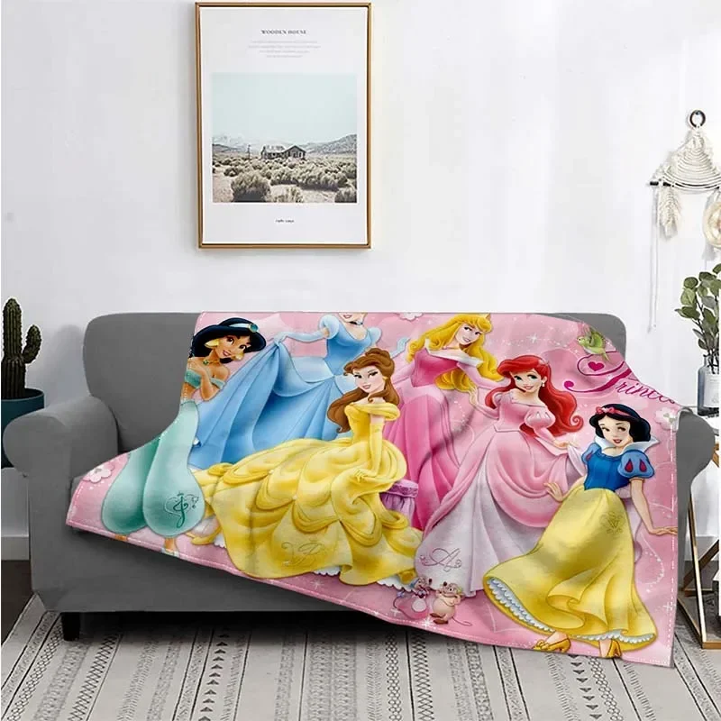 thumbnail image 1 of Manta ligera con estampado de princesas de Disney para sala de estar, dormitorio, habitación de niños, manta cálida, regalo de Navidad, 1 of 5