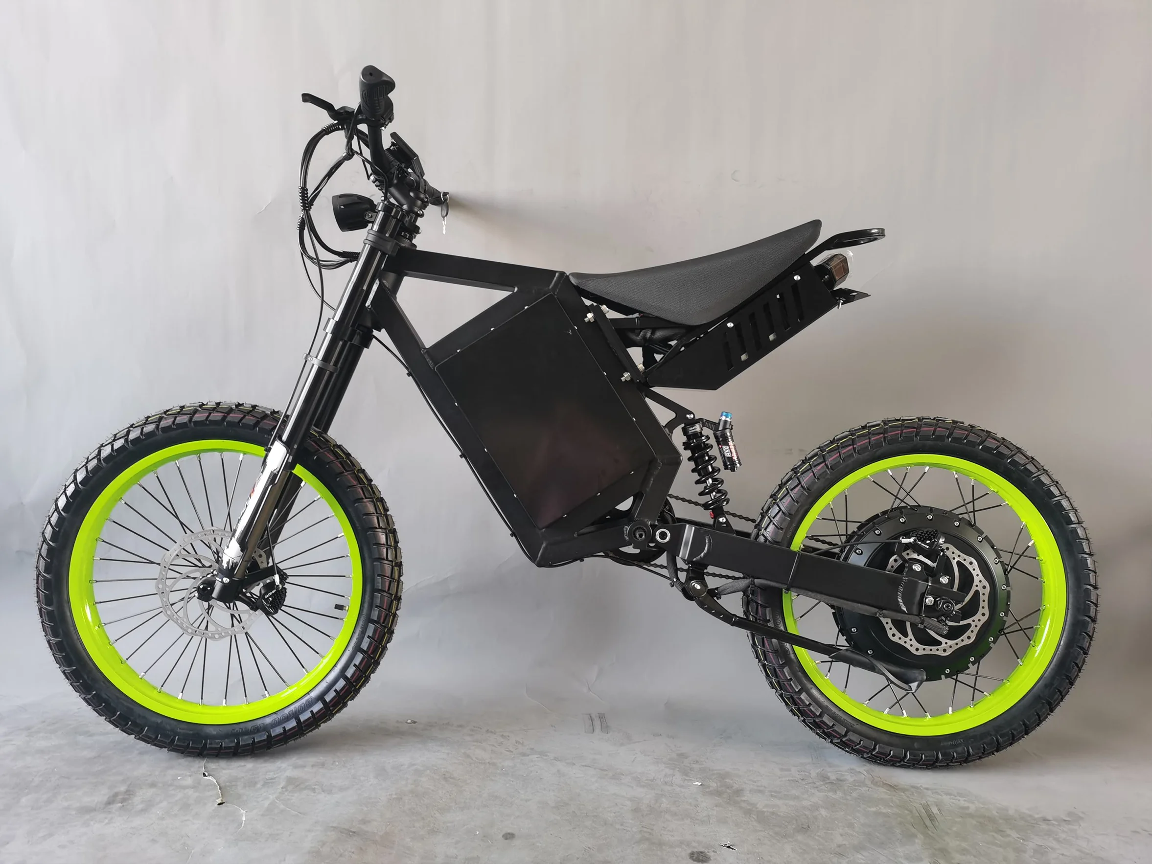 Popular 72V CS20 Electric Bicycle EBIKE 12000w/15000W Pitbike Electric Dirt Bike
