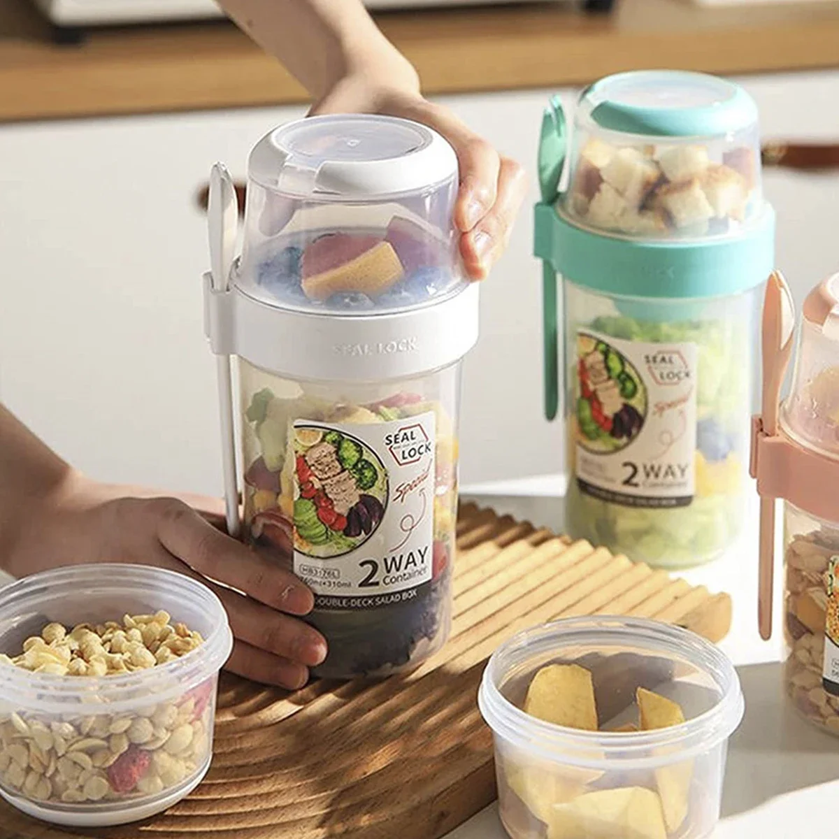 Double-layer Oats Container Breakfast On the Go Cups with Lid and Spoon Portable Yogurt Nut Oatmeal Container Jar for Students
